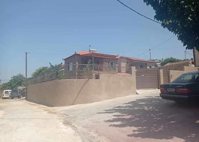 Villa Alonia